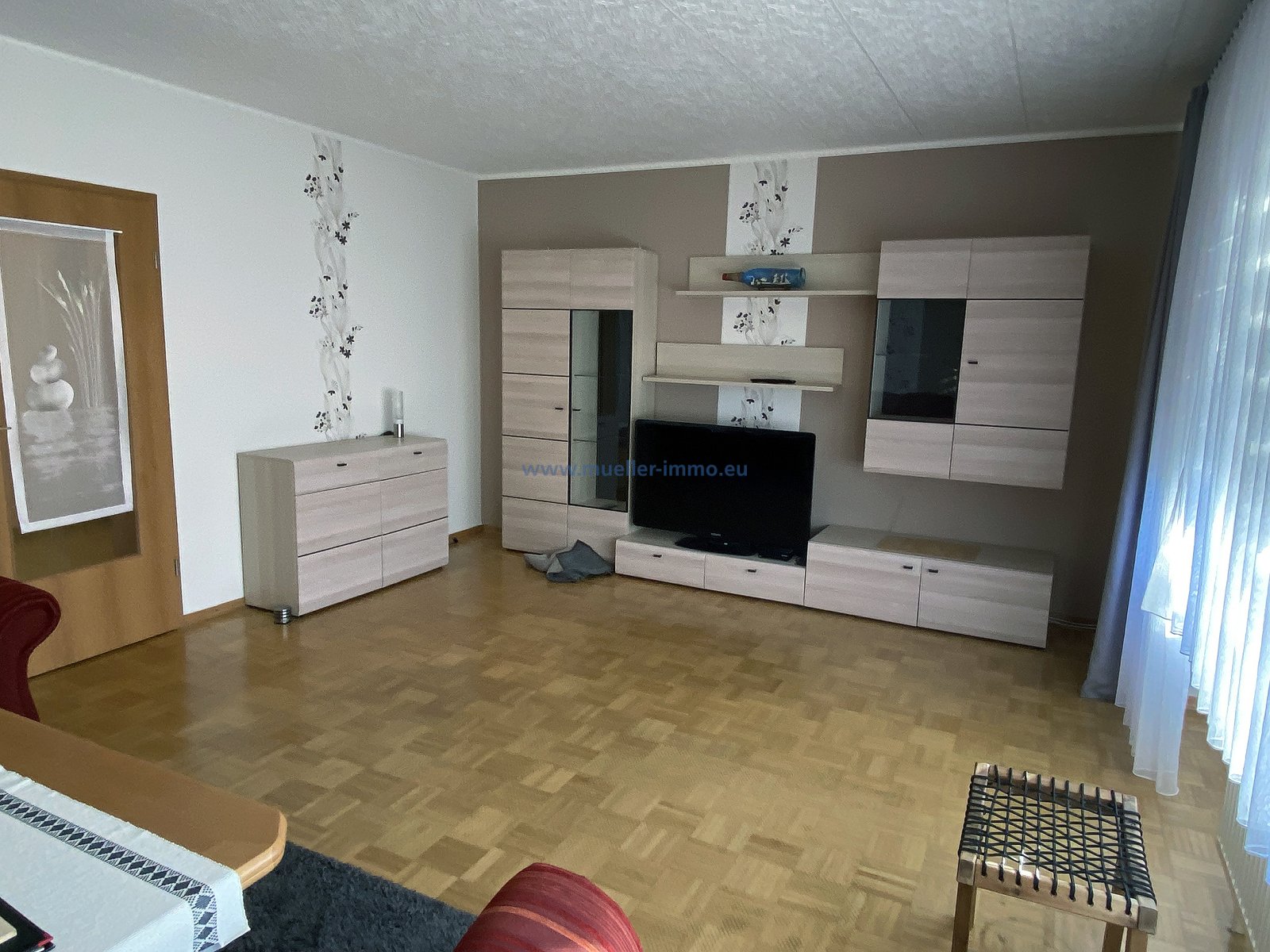 Sehr ruhige Lage, gepflegte Doppelhaushälfte mit Garage in Leer