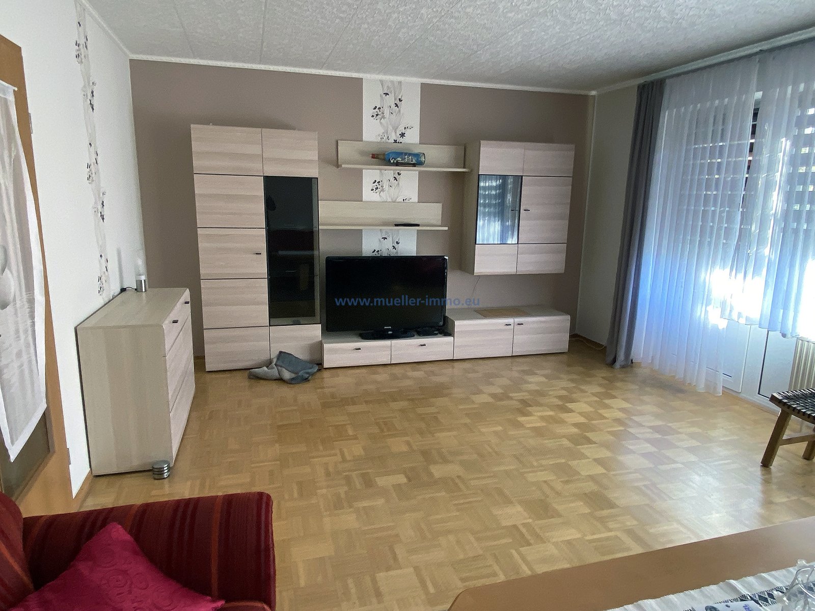 Sehr ruhige Lage, gepflegte Doppelhaushälfte mit Garage in Leer