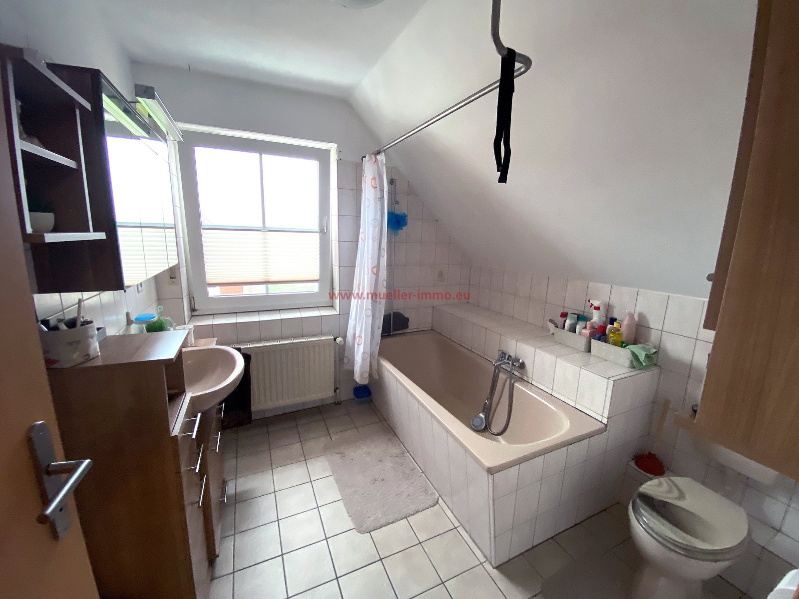 Doppelhaushälfte in Randkanallage in Moormerland M 2430