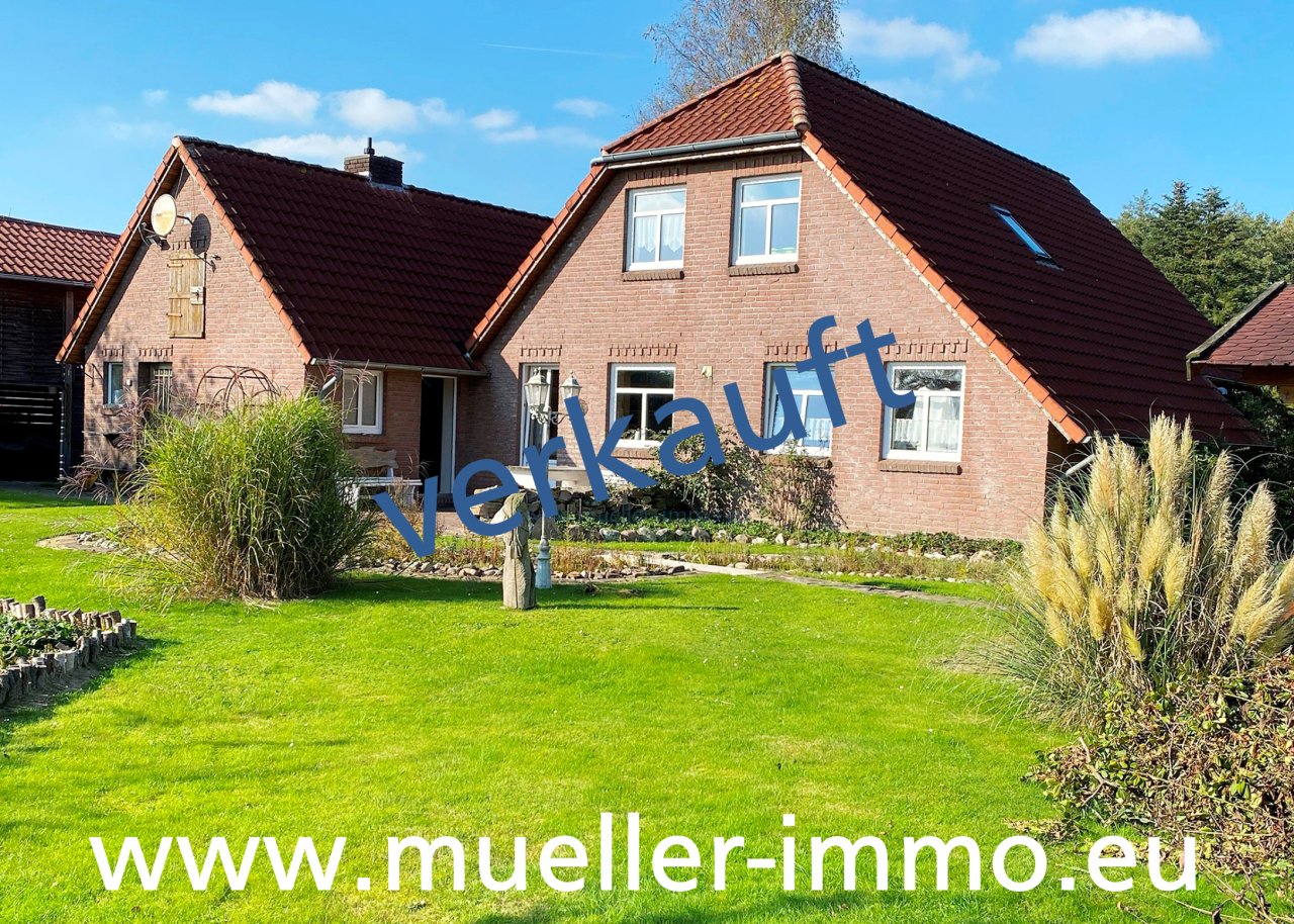 Samtgemeinde Hesel: Verkauf eines großen Wohnhauses auf einem ca. 1500 m² großen Grundstück. Verkauf im Bieterverfahren, vorbehaltlich der Zustimmung des Eigentümers. 