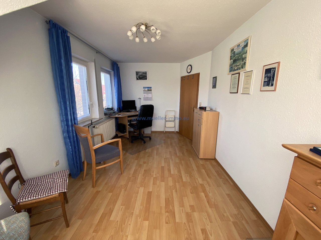 Büro/Kinderzimmer 1 Büro/Kinderzimmer 1