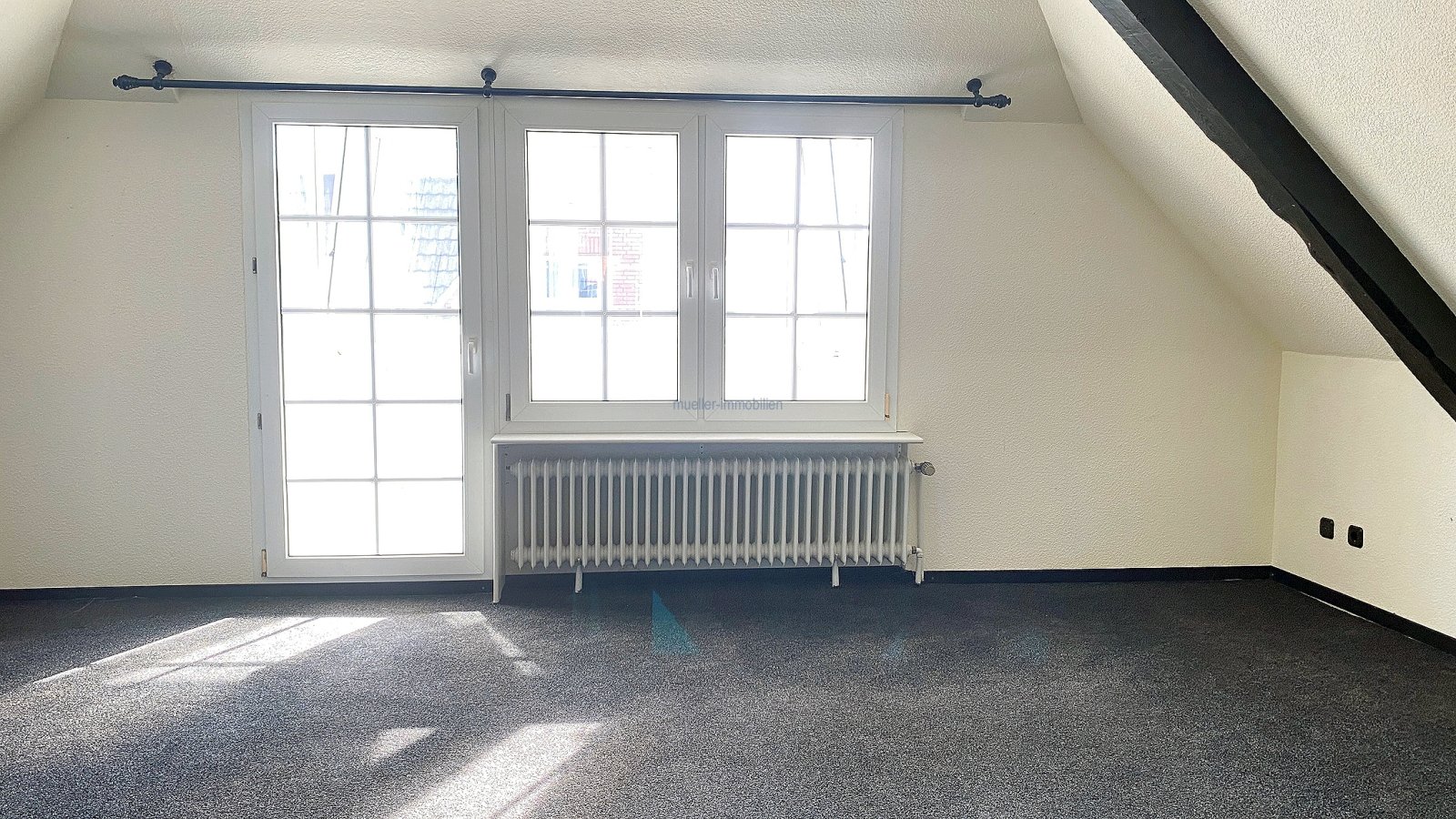 Zimmer 2 OG