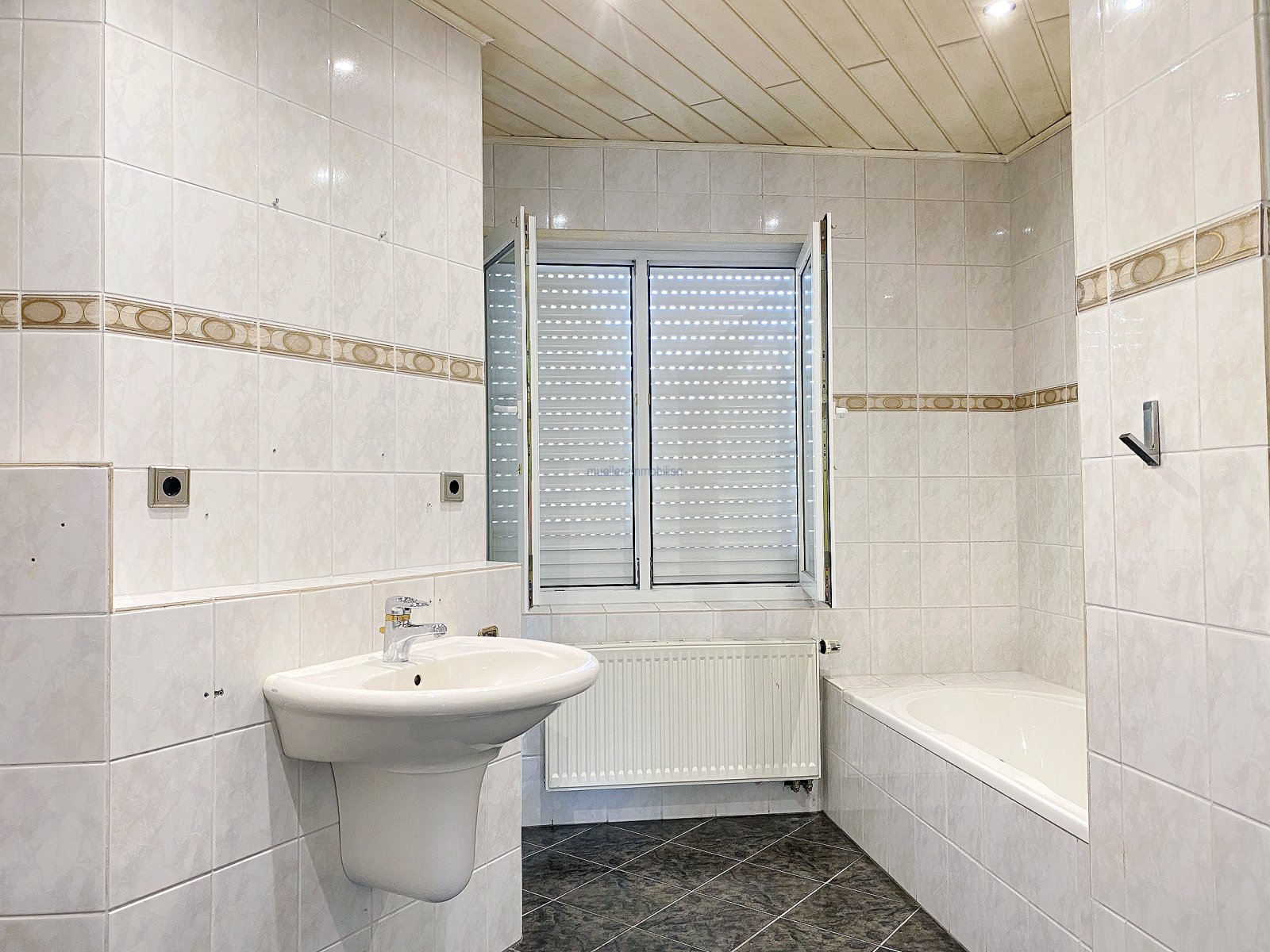 Badezimmer Bild 1